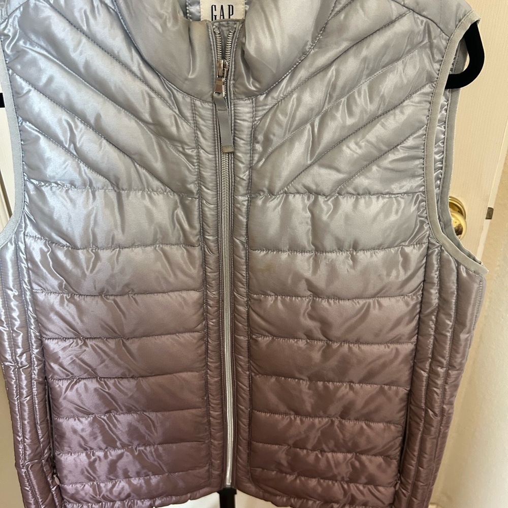 GAP Metallic Gray Ombré Quilted Vest